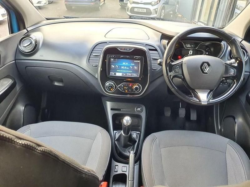 Second-hand Renault Captur Dynamique 90 CP (66 kW) 2015 Albastru SUV