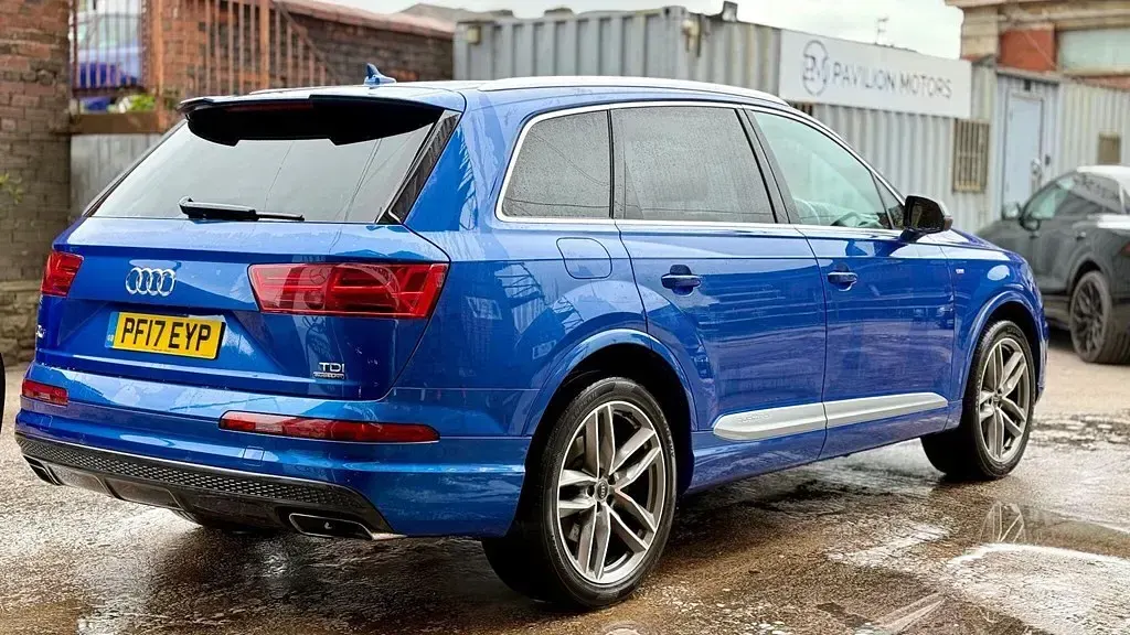 Used Audi Q7 S-Line 2017 Blue SUV