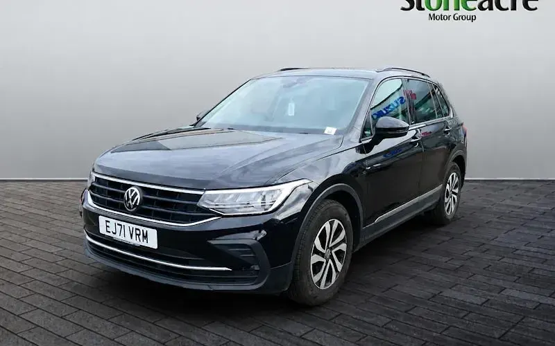 Used VW Tiguan Active 150 HP (110 kW) 2021 Black SUV