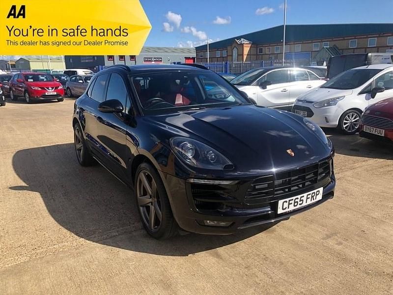 Used Porsche Macan Turbo 400 HP (294 kW) 2015 Black SUV