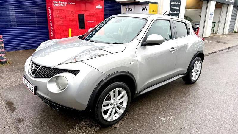 Used Nissan Juke Tekna 110 HP (80 kW) 2010 Silver SUV