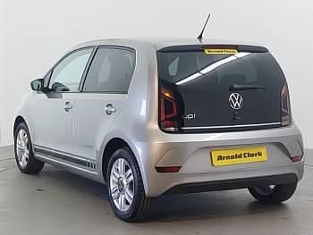 Usado VW up! Beats 65 HP (47 kW) 2021 Prateado Citadino