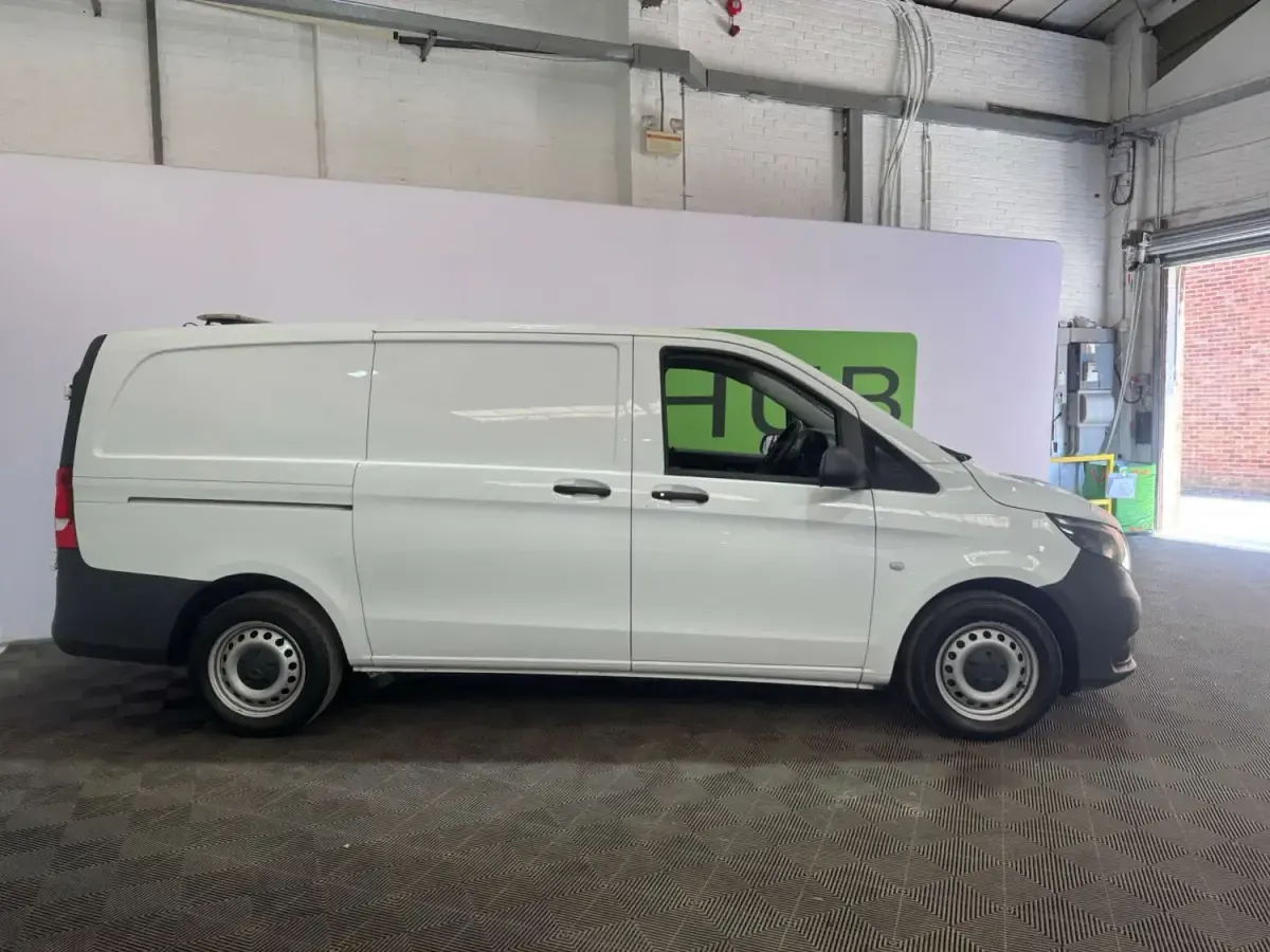 Usado Mercedes Vito Progressive 2022 Branco Van