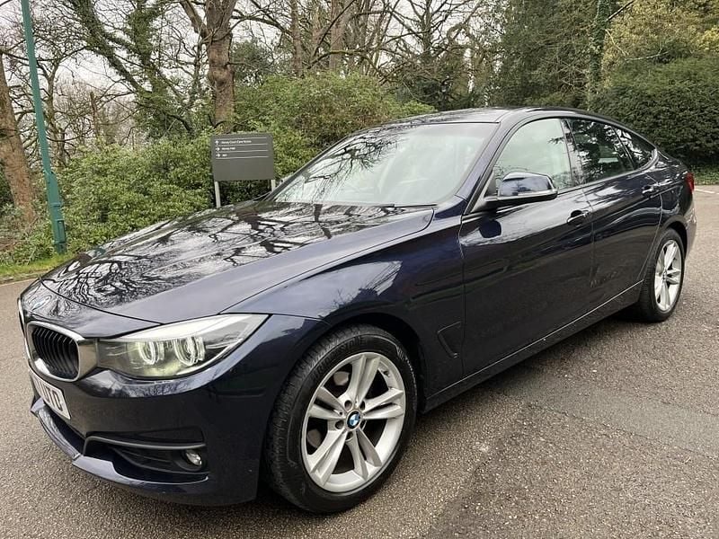 Used BMW 318 2017 Blue Hatchback