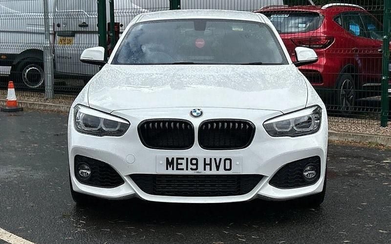 Used BMW 118 M Sport 136 HP (100 kW) 2019 White Hatchback