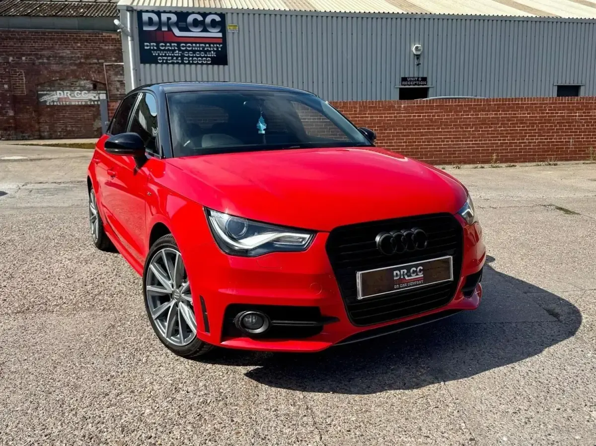 Usado Audi A1 Sportback S-Line 86 CV (63 kW) 2014 Rojo Utilitario