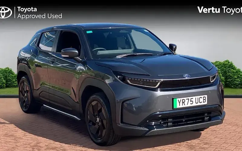 Used Toyota Urban Cruiser Design 127 kW (174 HP) 2025 SUV