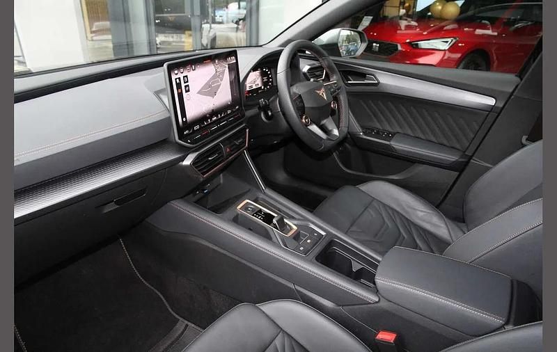 Used Cupra Leon 200 HP (147 kW) 2025 Black Hatchback