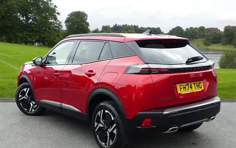Used Peugeot 2008 Allure 131 HP (96 kW) 2025 Red SUV