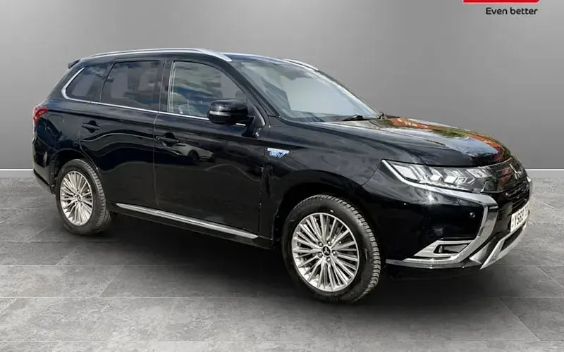 Used Mitsubishi Outlander P-HEV 224 HP (164 kW) 2020 Estate