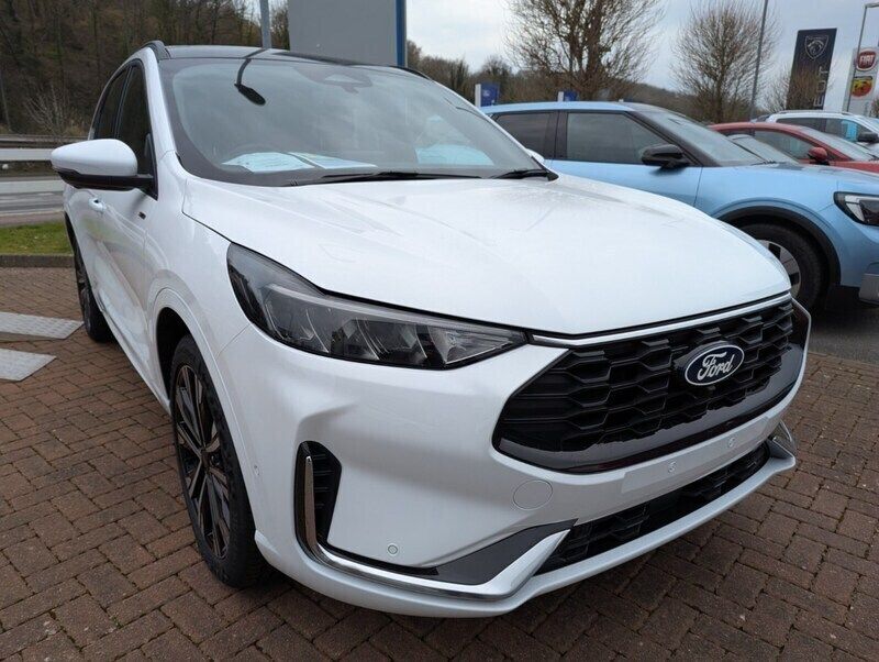 New 2025 Ford Kuga ST-Line X SUV | £39,999 (Fair price) - Image 1/4