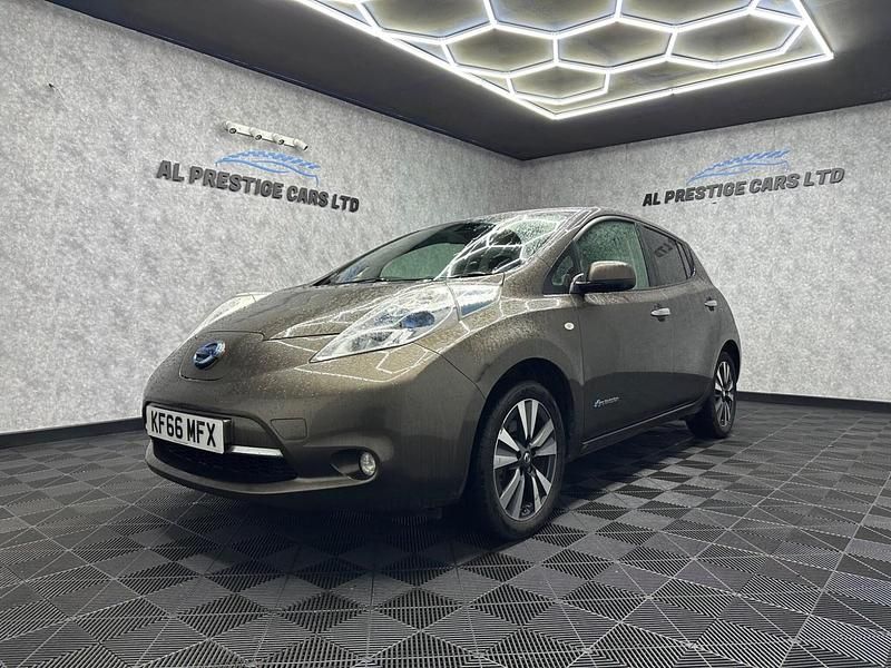 Used Nissan Leaf Tekna 80 kW (109 HP) 2016 Bronze Hatchback