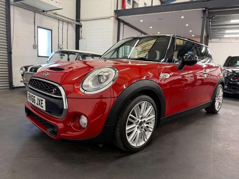 Used Mini Cooper S Hatch 2016 Red Hatchback