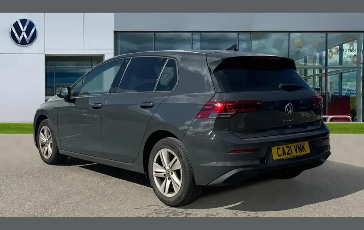 Used VW Golf VIII Life 128 HP (94 kW) 2021 Grey Hatchback
