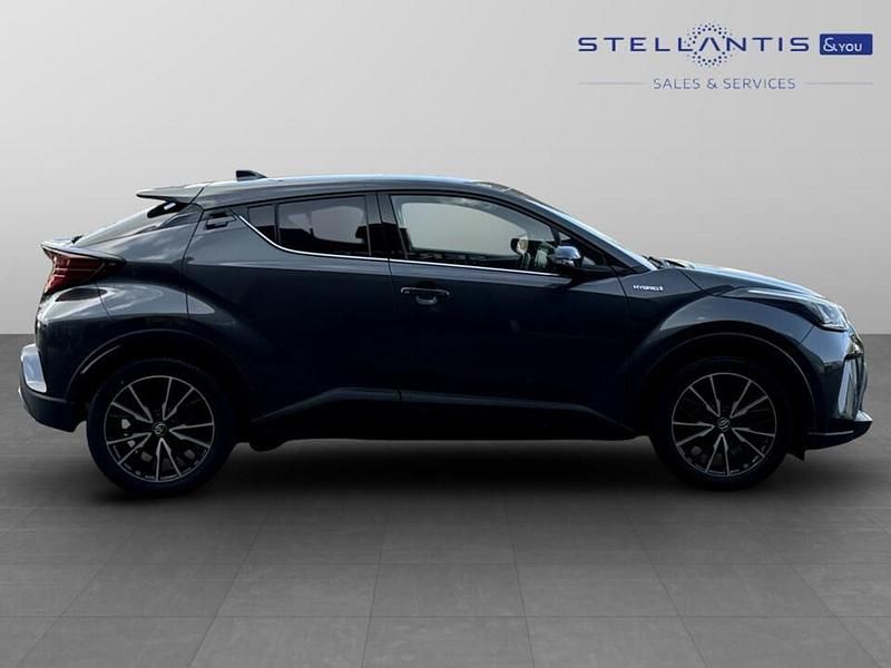Used Toyota C-HR 181 HP (133 kW) 2020 Blue SUV