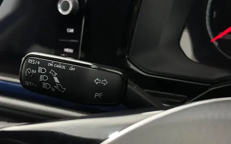 Used VW Polo SE 65 HP (47 kW) 2019 Blue Hatchback