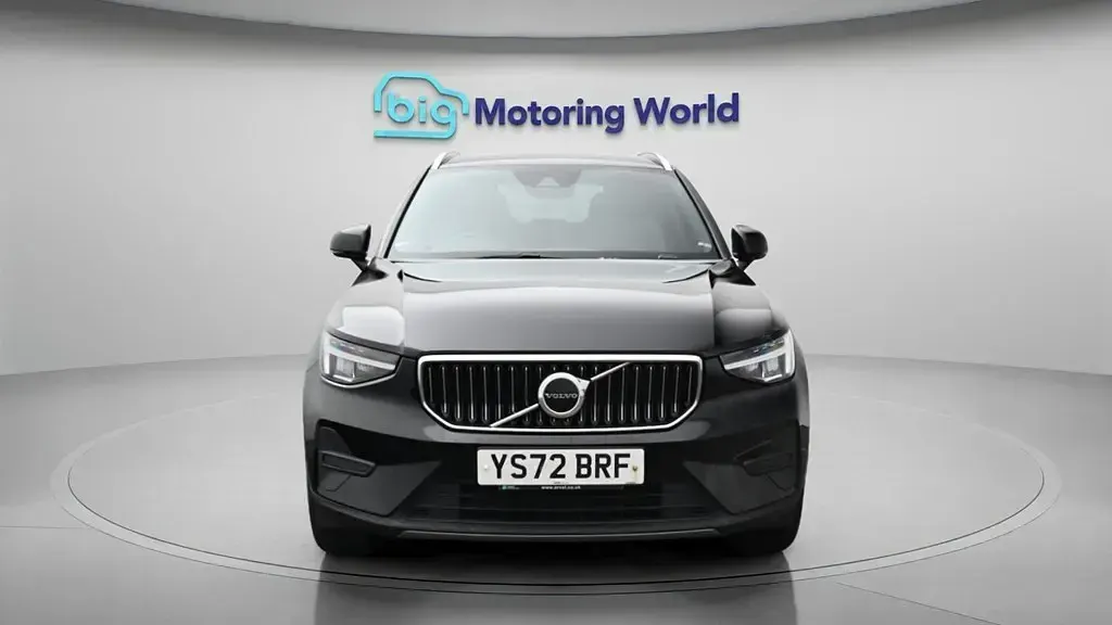 Usado Volvo XC40 Core 211 HP (155 kW) 2022 Preto SUV