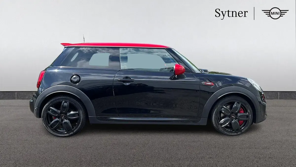 Used Mini John Cooper Works Hatch 231 HP (169 kW) 2018 Black Hatchback