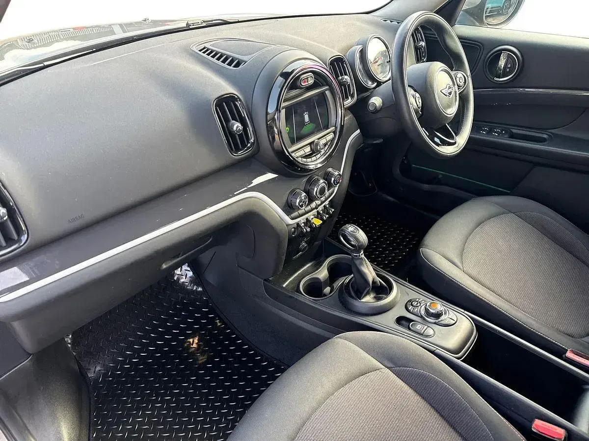 Used Mini Cooper Countryman 2019 Silver SUV