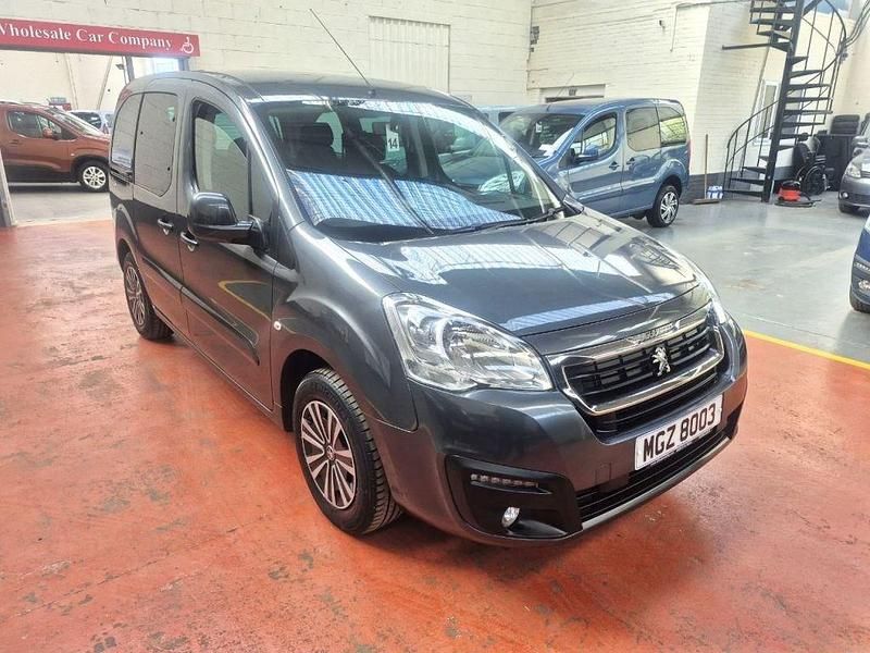 Used Peugeot Partner Active 2019 Blue MPV