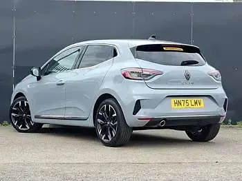 Used Renault Clio Techno 90 HP (66 kW) 2025 Grey Hatchback
