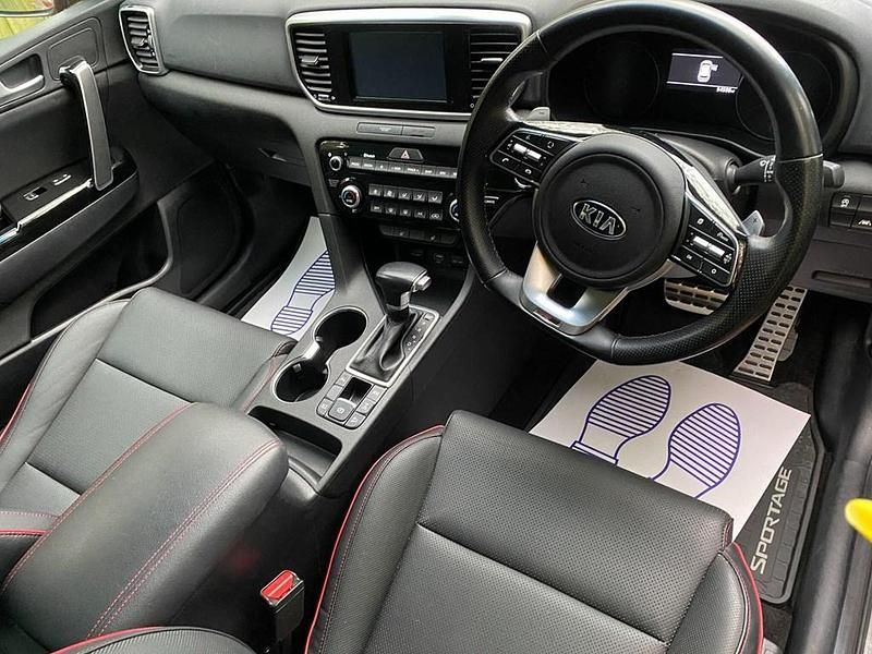 Used Kia Sportage GT-Line 136 HP (100 kW) 2019 Red SUV