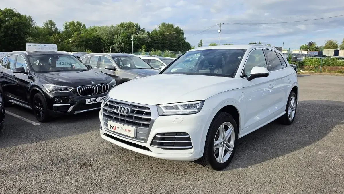Used Audi Q5 S-Line 2019 White SUV