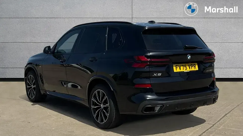 Used BMW X5 M Sport 298 HP (219 kW) 2025 Black sapphire SUV