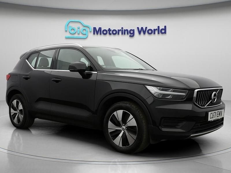 Black Used 2021 Volvo XC40 Inscription SUV | £19,800 (Fair price) - Image 1/4