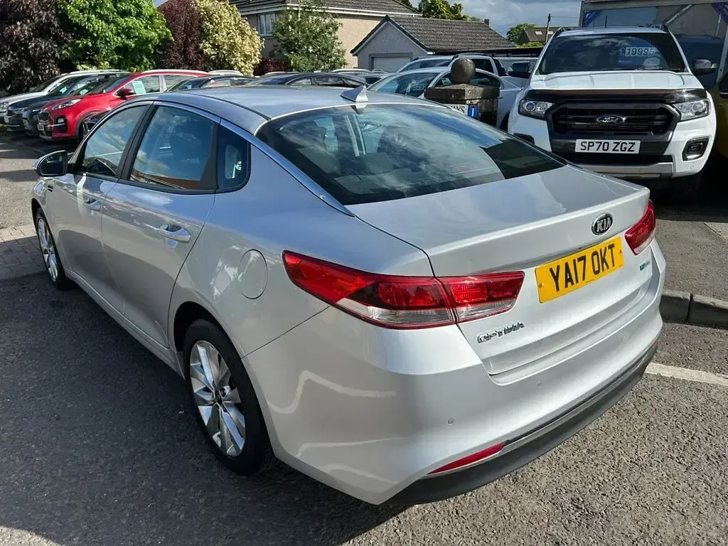 Used Kia Optima 139 HP (102 kW) 2017 Silver Sedan