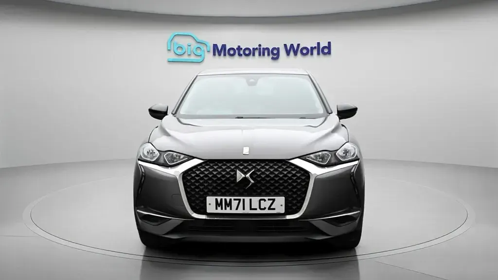 Used DS Automobiles DS3 Crossback Prestige 100 HP (73 kW) 2021 Grey SUV