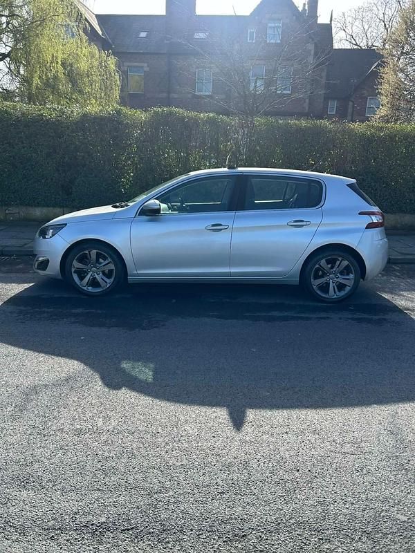 Used Peugeot 308 Allure 2014 Silver Hatchback