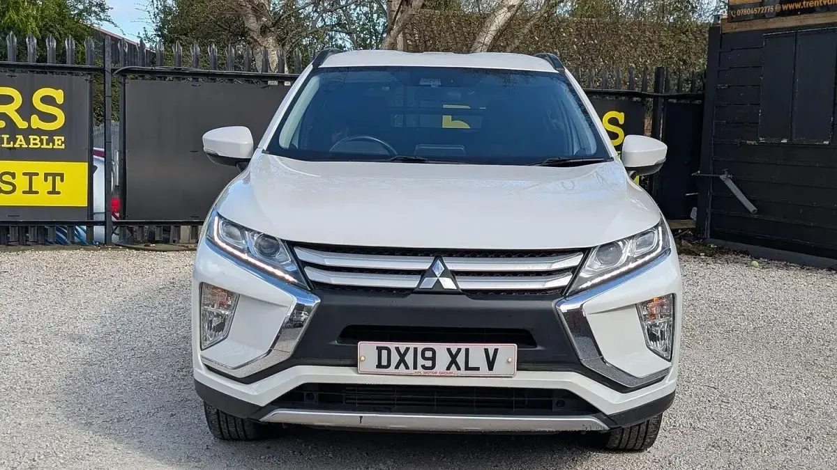 Used Mitsubishi Eclipse Cross 163 HP (119 kW) 2019 White SUV