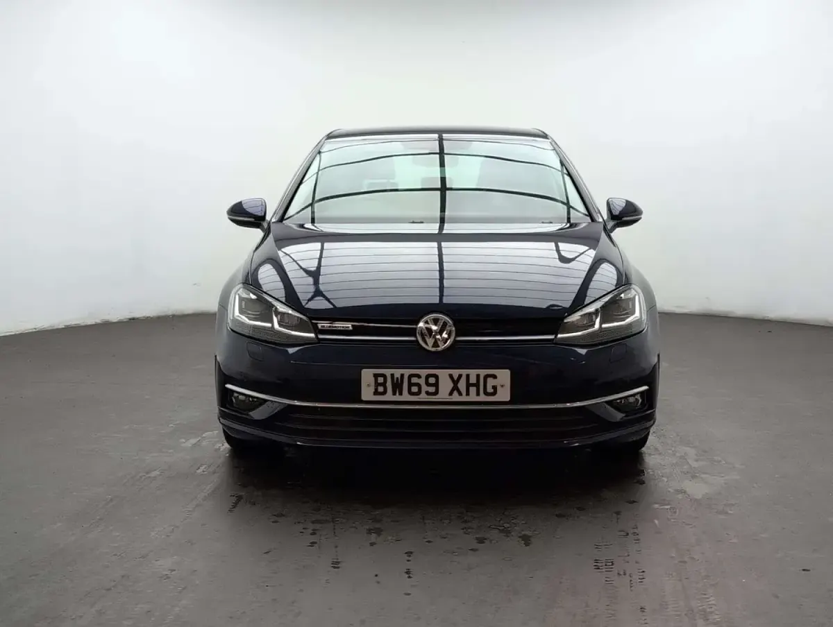 Used VW Golf VII Edition 128 HP (94 kW) 2020 Blue Hatchback