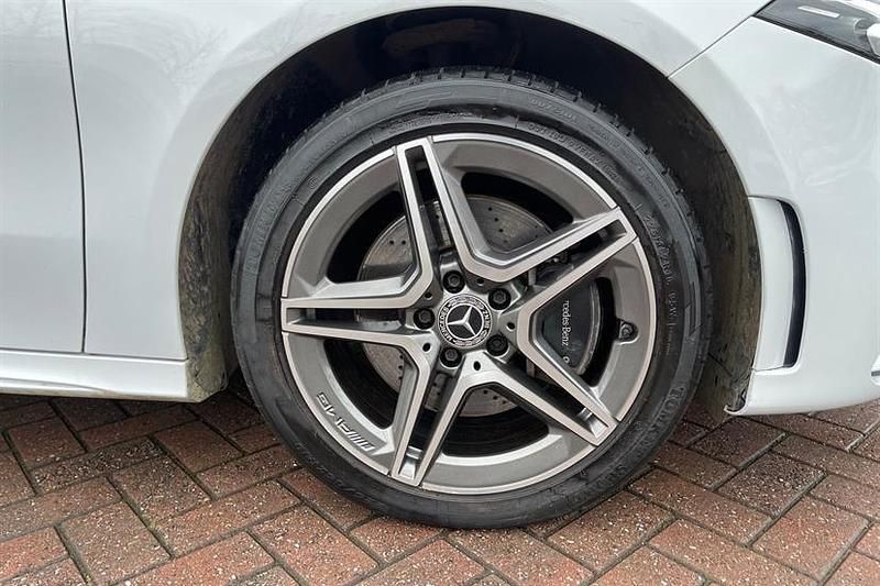 Used Mercedes A250 AMG line 218 HP (160 kW) 2020 Digital white Sedan