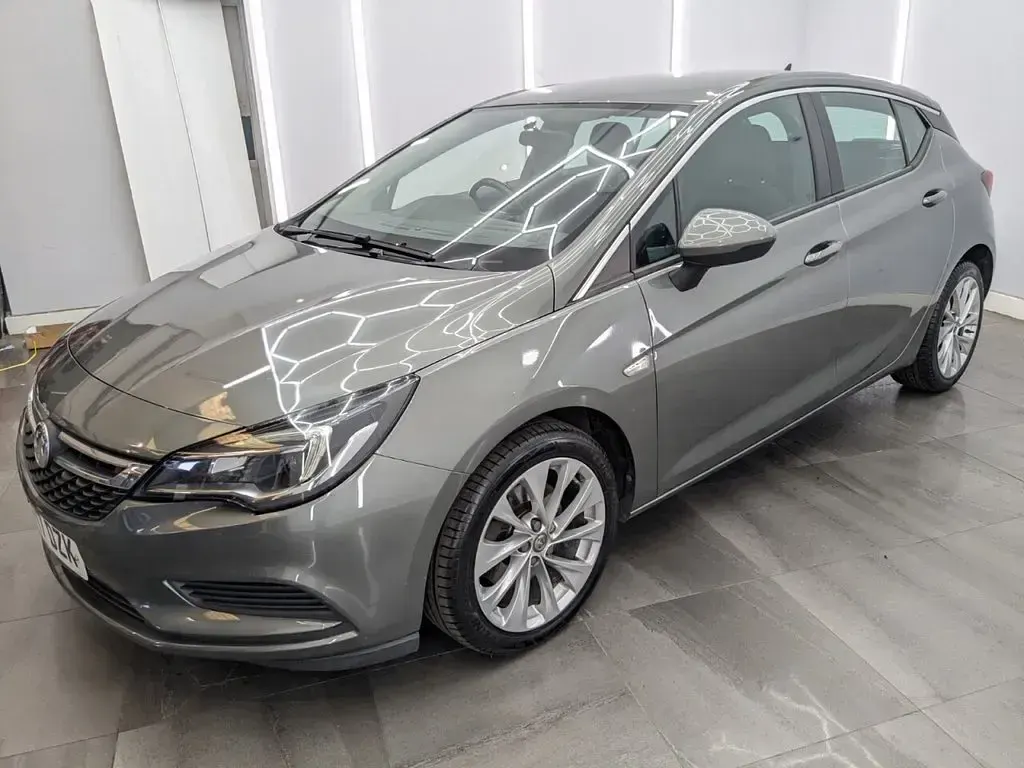 Used Vauxhall Astra S 136 HP (100 kW) 2017 Grey Hatchback