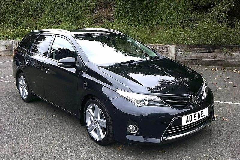 Used 2015 Toyota Auris Touring Sports Estate | £9,495 (A bit pricey) - Image 1/1