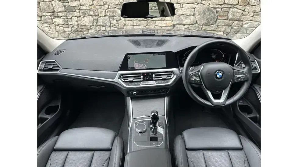 Used BMW 320 Comfort Edition 181 HP (133 kW) 2021 Blue Sedan