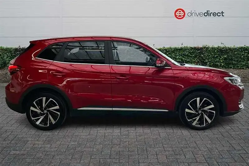 Used MG ZS Trophy 196 HP (144 kW) 2025 Red SUV