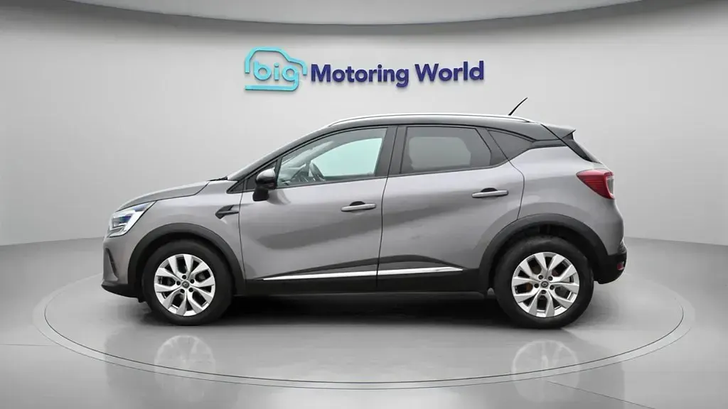 Second-hand Renault Captur Iconic 95 CP (69 kW) 2020 Gri SUV