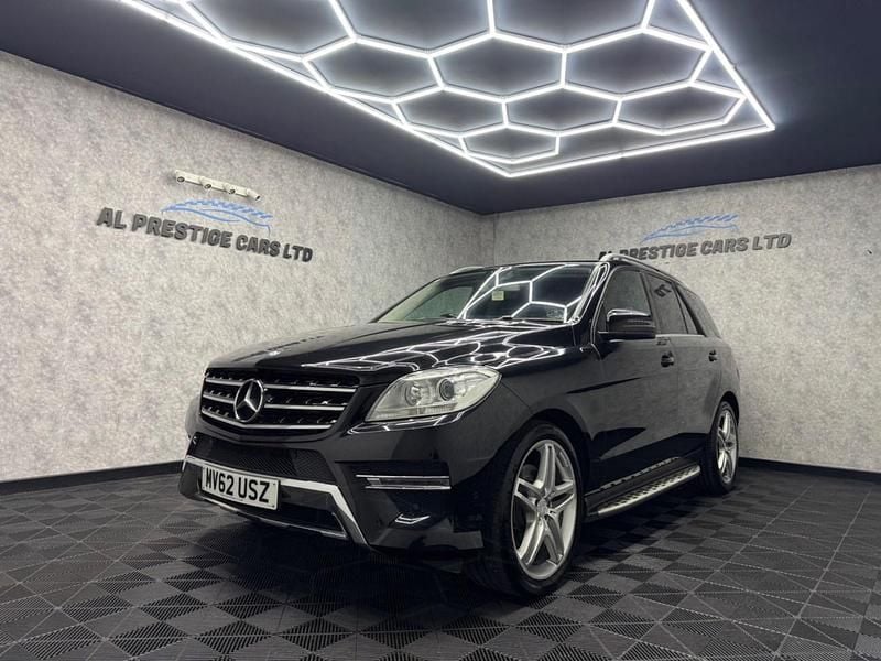 Black Used 2012 Mercedes ML250 SUV | £8,499 (Fair price) - Image 1/4