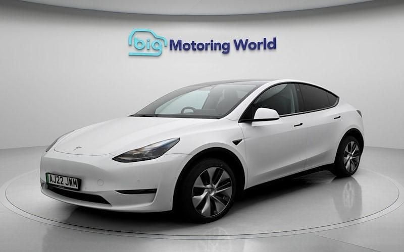 Usado Tesla Model Y Long Range AWD 286 kW (389 HP) 2025 SUV