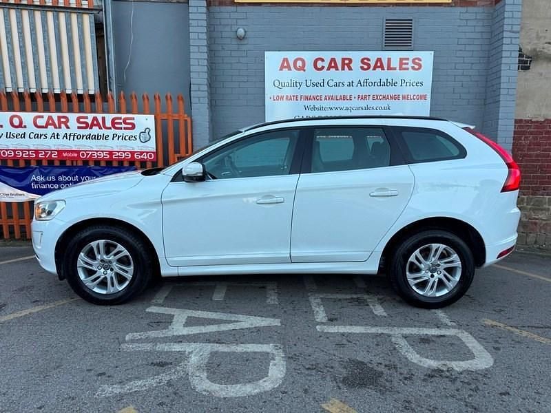 Used Volvo XC60 SE 190 HP (139 kW) 2015 White SUV
