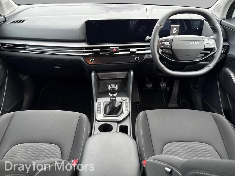 New Kia Sportage 147 HP (108 kW) 2025 White SUV