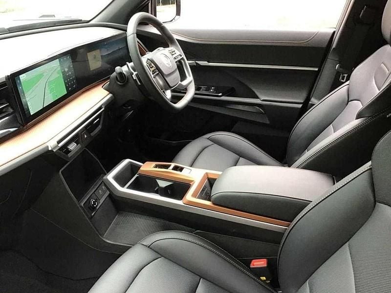 New Ssangyong (KGM) Torres 163 HP (119 kW) 2025 Silver SUV