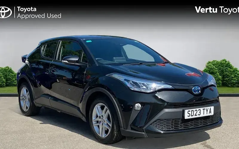Used Toyota C-HR 122 HP (89 kW) 2023 SUV