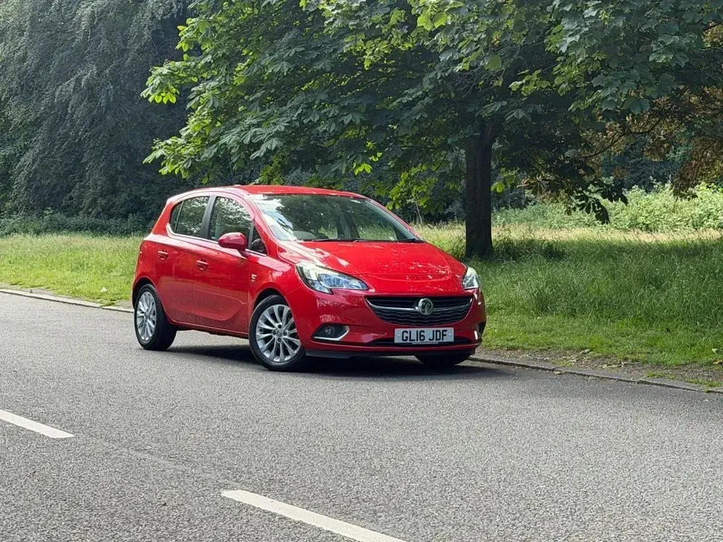 Used Vauxhall Corsa 90 HP (66 kW) 2016 Red Hatchback