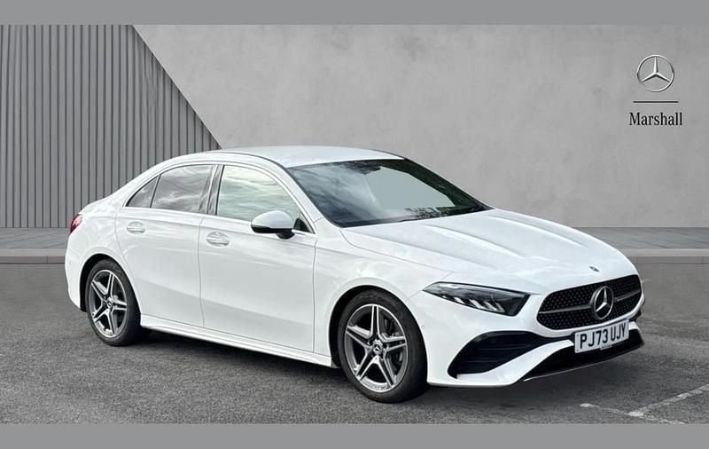 Used Mercedes A200 AMG Line Premium 161 HP (118 kW) 2023 White Sedan