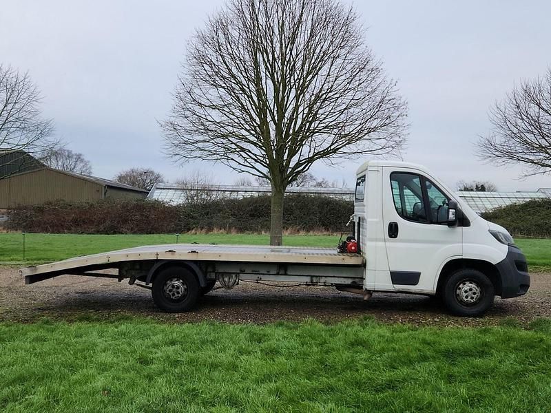 Used Peugeot Boxer 130 HP (95 kW) 2016 White Van