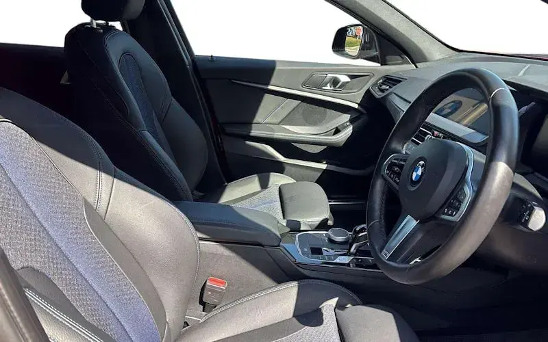 Used BMW 118 M Sport 136 HP (100 kW) 2024 Red Hatchback